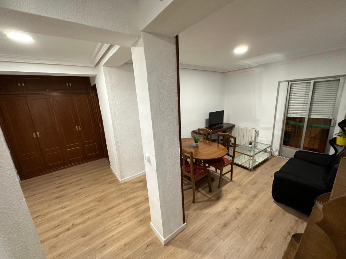 Licenciado Vidriera Apartment Madrid Exterior foto