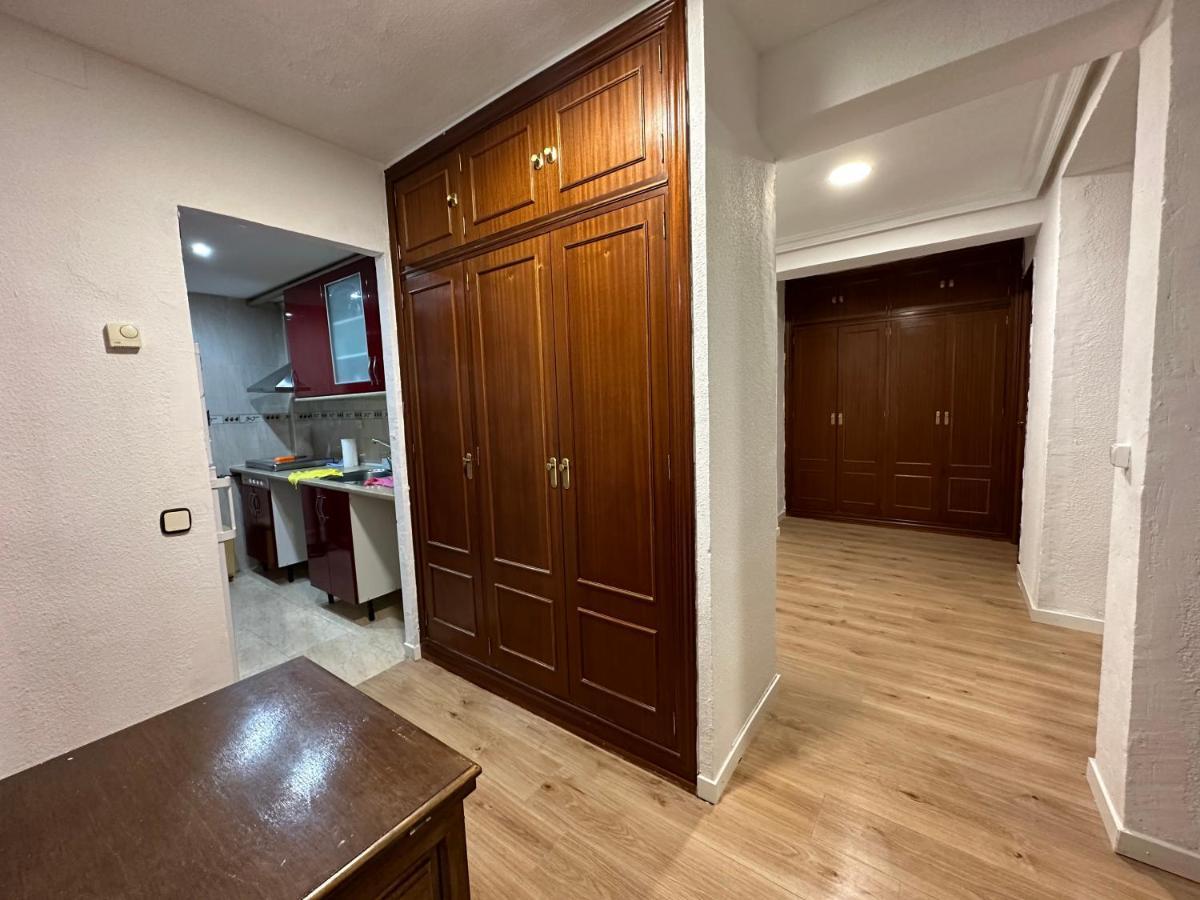 Licenciado Vidriera Apartment Madrid Exterior foto